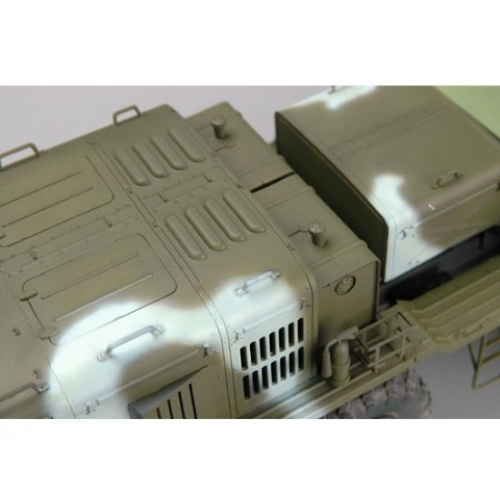 1/35 KZKT-537L Tractor 1/35 KZKT-537L Tractor