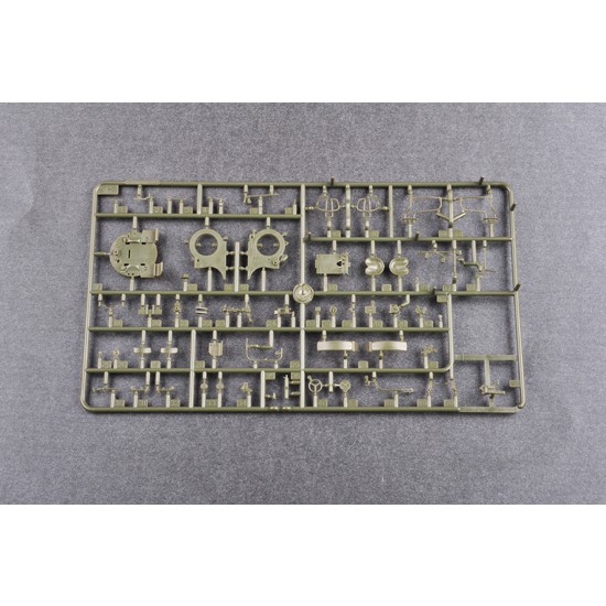 1/35 Russian GAZ-66 Light Truck with ZU-23-2 1/35 Russian GAZ-66 Light Truck with ZU-23-2