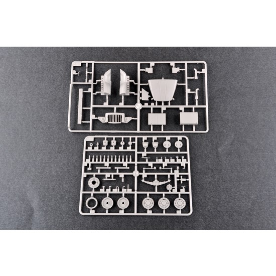 1/35 Russian URAL-375D 1/35 Russian URAL-375D