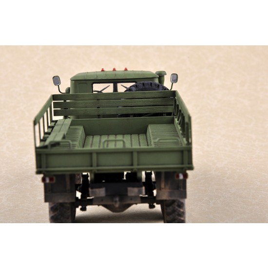 1/35 Russian URAL-375D 1/35 Russian URAL-375D