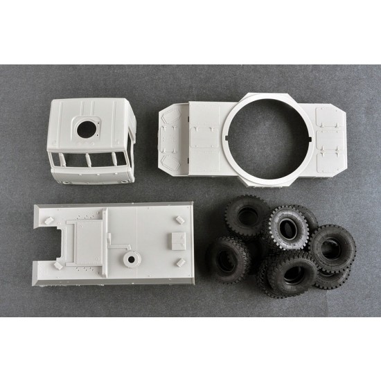 1/35 Russian 2S35-1 Koalitsiya-SV KSh 1/35 Russian 2S35-1 Koalitsiya-SV KSh