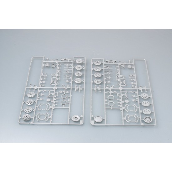 1/35 German Flakvierling 37 Auf Selbstfahrlafette 1/35 German Flakvierling 37 Auf Selbstfahrlafette