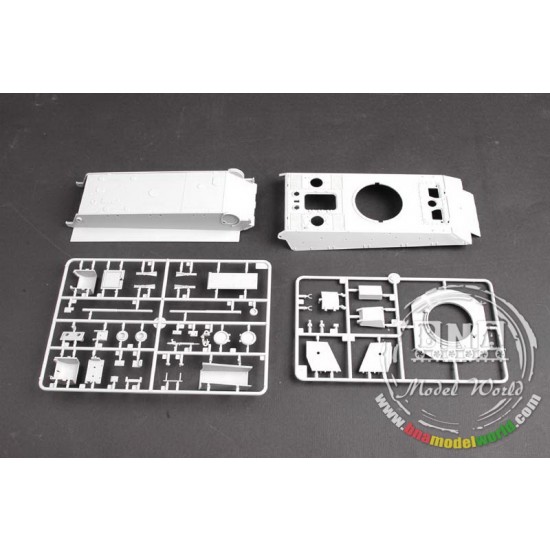 1/35 German E-50 Flakpanzer 1/35 German E-50 Flakpanzer
