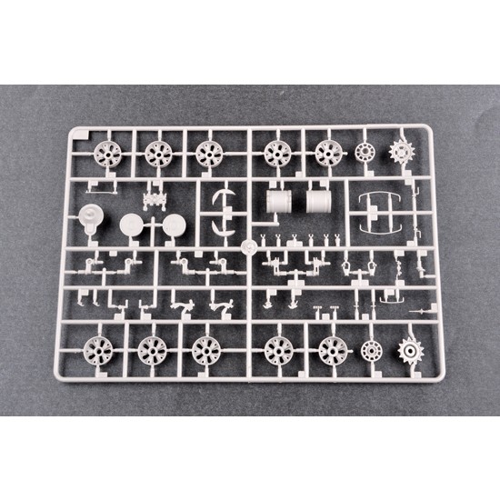 1/35 Russian T-62 Mod.1975 (Mod.1972+KTD2) 1/35 Russian T-62 Mod.1975 (Mod.1972+KTD2)