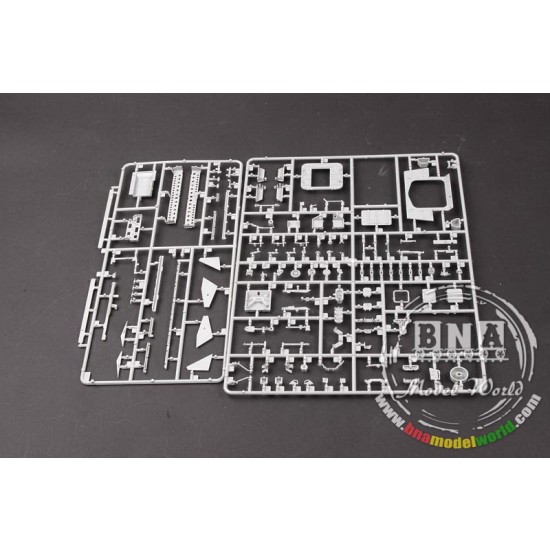 1/35 M1132 Stryker Engineer Squad Vehicle w/LWMR-Mine Roller/SOB 1/35 M1132 Stryker Engineer Squad Vehicle w/LWMR-Mine Roller/SOB
