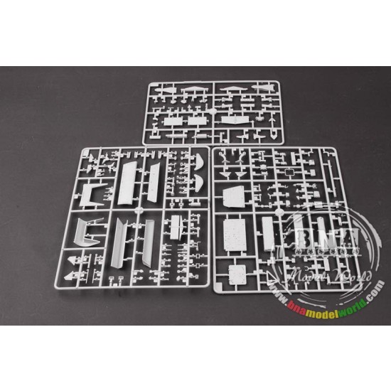 1/35 M1132 Stryker Engineer Squad Vehicle w/LWMR-Mine Roller/SOB 1/35 M1132 Stryker Engineer Squad Vehicle w/LWMR-Mine Roller/SOB