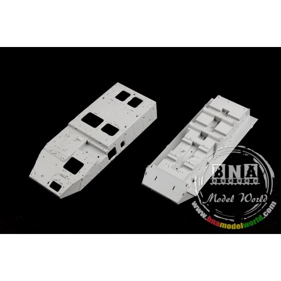 1/35 M1132 Engineer Squad Vehicle w/SMP-Surface Mine Plow/AMP 1/35 M1132 Engineer Squad Vehicle w/SMP-Surface Mine Plow/AMP