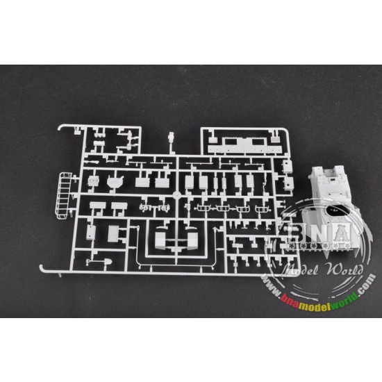 1/35 JGSDF Type 87 AW 1/35 JGSDF Type 87 AW