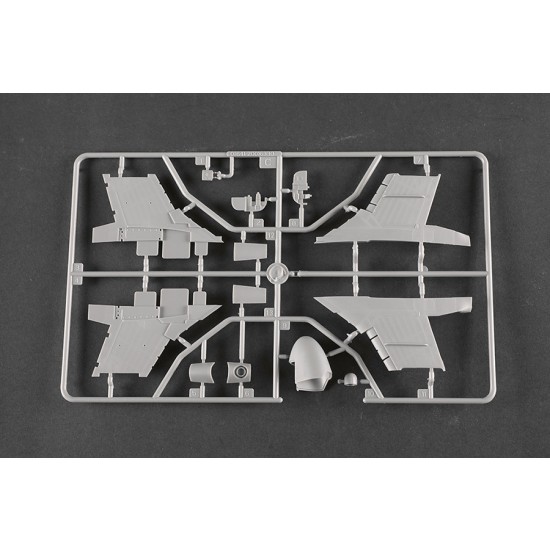 1/72 Grumman A-6E Intruder 1/72 Grumman A-6E Intruder