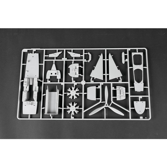 1/32 Douglas TBD-1 Devastator 1/32 Douglas TBD-1 Devastator