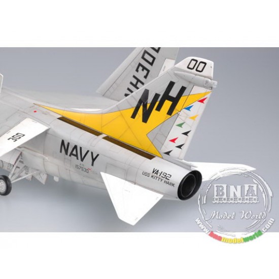 1/32 US Navy A-7E Corsair II 1/32 US Navy A-7E Corsair II