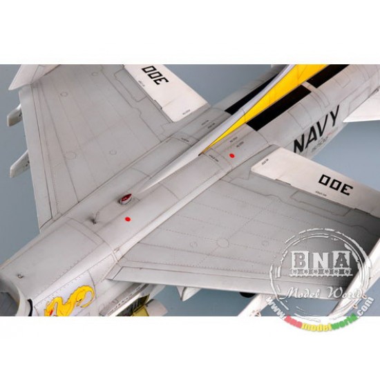 1/32 US Navy A-7E Corsair II 1/32 US Navy A-7E Corsair II