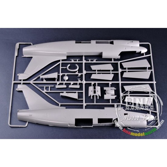 1/32 US Navy A-7E Corsair II 1/32 US Navy A-7E Corsair II