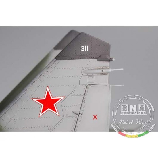 1/32 Russia MIG-29K Fulcrum Fighter 1/32 Russia MIG-29K Fulcrum Fighter