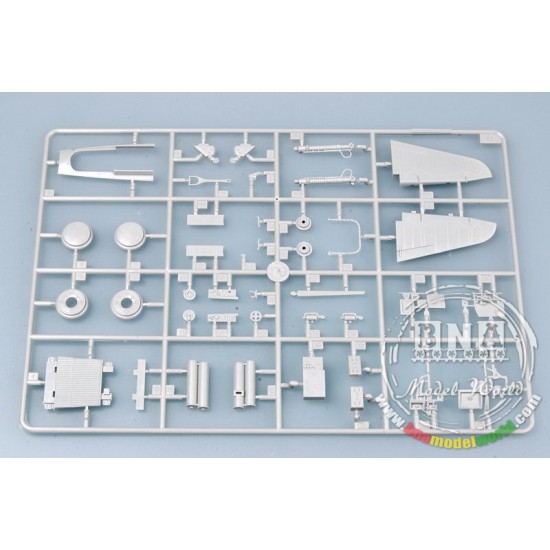 1/32 US Navy SBD-3/4/A-24A Dauntless 1/32 US Navy SBD-3/4/A-24A Dauntless