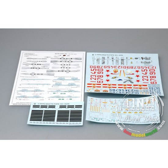 1/32 Su-27UB Flanker-C 1/32 Su-27UB Flanker-C