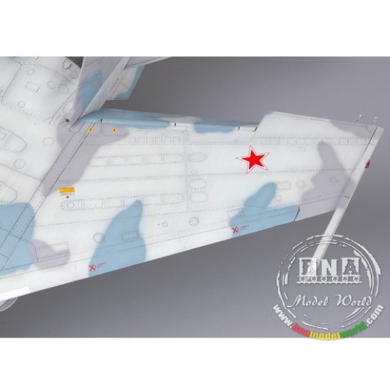 1/32 Su-27UB Flanker-C 1/32 Su-27UB Flanker-C