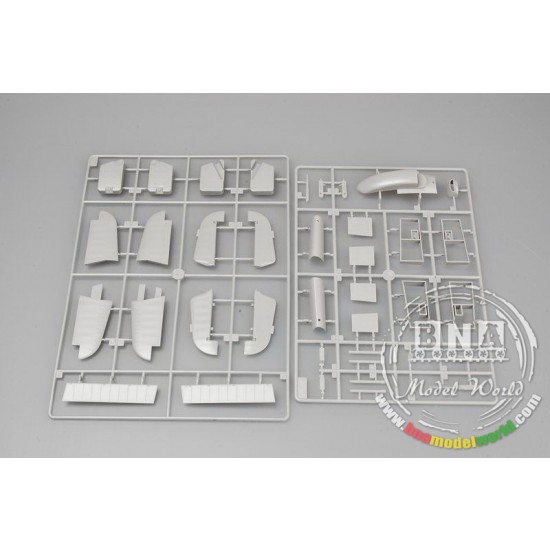 1/24 Hurricane Mk IID/Trop 1/24 Hurricane Mk IID/Trop