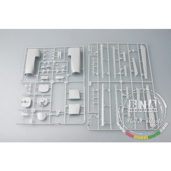 1/48 Su-24M Fencer-D 1/48 Su-24M Fencer-D