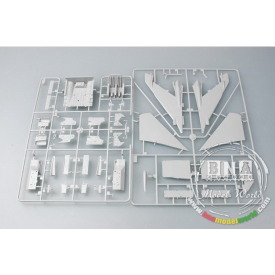 1/48 Su-24M Fencer-D 1/48 Su-24M Fencer-D