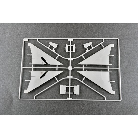 1/48 Chengdu J-7C/J-7D Fighter 1/48 Chengdu J-7C/J-7D Fighter