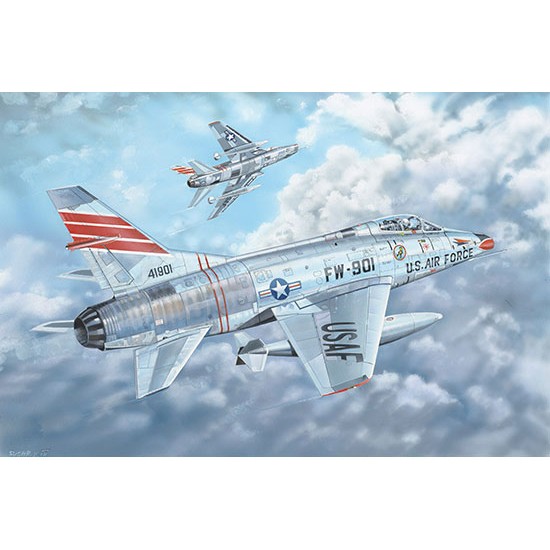 1/32 North American F-100C Super Sabre 1/32 North American F-100C Super Sabre