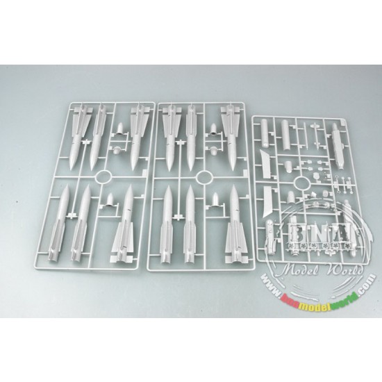 1/32 US Aircraft Weapons: Air-to-Air Missile 1/32 US Aircraft Weapons: Air-to-Air Missile