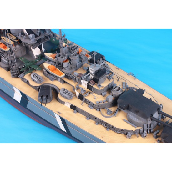 1/200 WWII German Battleship Bismarck