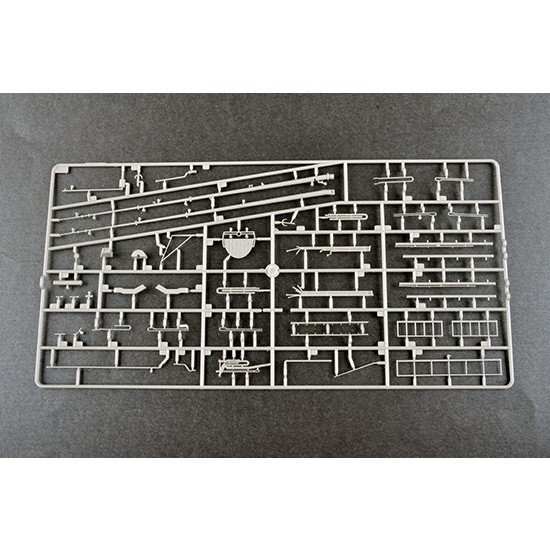 1/200 RMS Titanic Passenger Liner 1/200 RMS Titanic Passenger Liner