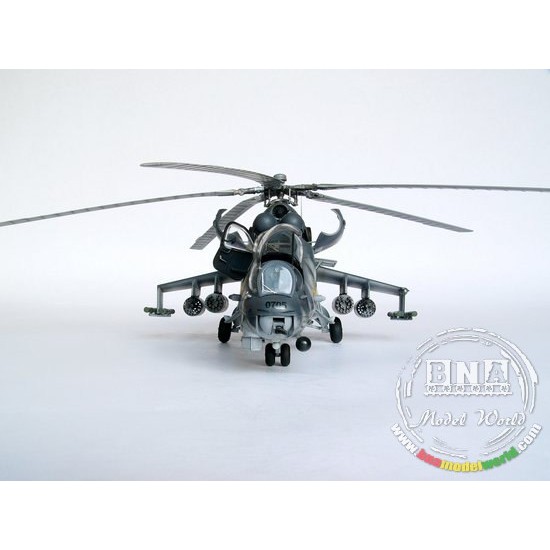 1/35 Mi-24V Hind-E Helicopter 1/35 Mi-24V Hind-E Helicopter