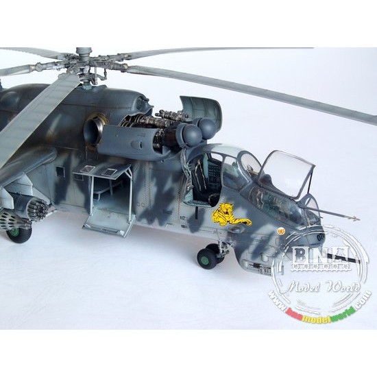 1/35 Mi-24V Hind-E Helicopter 1/35 Mi-24V Hind-E Helicopter