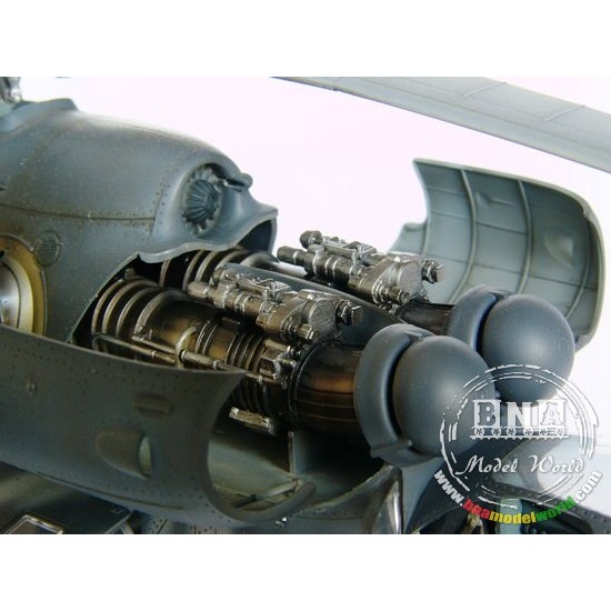 1/35 Mi-24V Hind-E Helicopter 1/35 Mi-24V Hind-E Helicopter