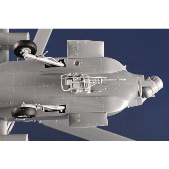 1/35 Boeing AH-64A Apache Early Attack Helicopter 1/35 Boeing AH-64A Apache Early Attack Helicopter