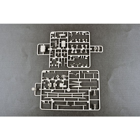 1/350 Italian Heavy Cruiser Fiume 1/350 Italian Heavy Cruiser Fiume