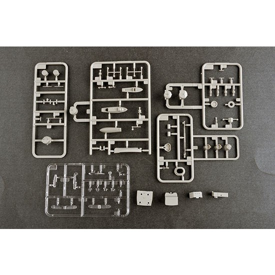 1/350 Italian Heavy Cruiser Gorizia 1/350 Italian Heavy Cruiser Gorizia