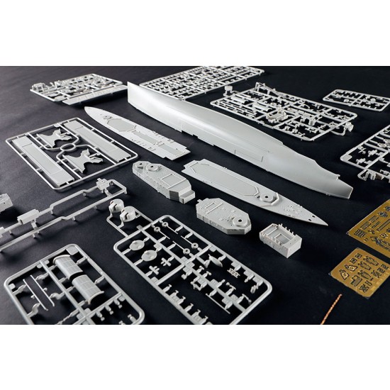 1/350 HMS Naiad Dido-class Light Cruiser 1/350 HMS Naiad Dido-class Light Cruiser