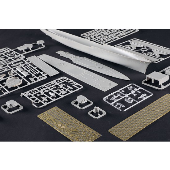 1/350 French Light Cruiser Marseillaise 1/350 French Light Cruiser Marseillaise