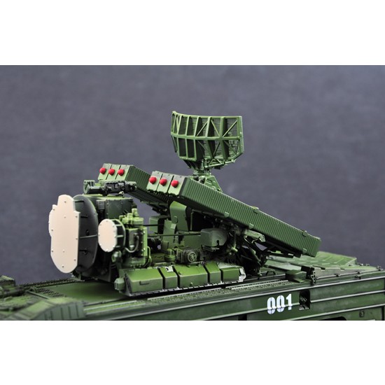 1/35 Russian SA-8 GECKO 1/35 Russian SA-8 GECKO