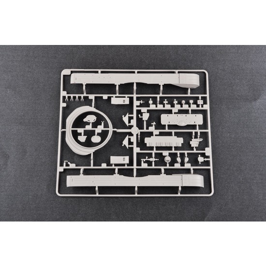 1/35 Russian T-72B MBT 1/35 Russian T-72B MBT