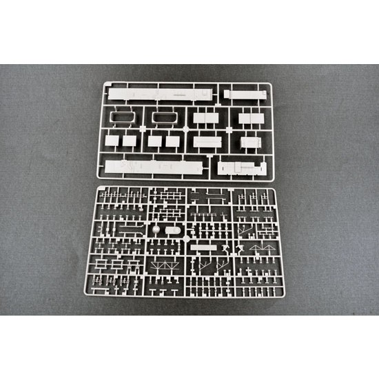 1/350 USS Wasp LHD-1 Amphibious Assault Ship 1/350 USS Wasp LHD-1 Amphibious Assault Ship