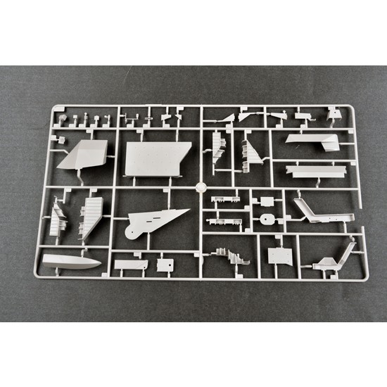 1/350 USS Constellation CV-64 1/350 USS Constellation CV-64