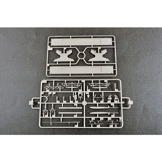 1/350 Aircraft Carrier Weser 1/350 Aircraft Carrier Weser