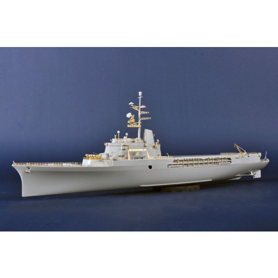 1/350 French Navy Jeanne dArc 2008 Helicopter Cruiser 1/350 French Navy Jeanne dArc 2008 Helicopter Cruiser