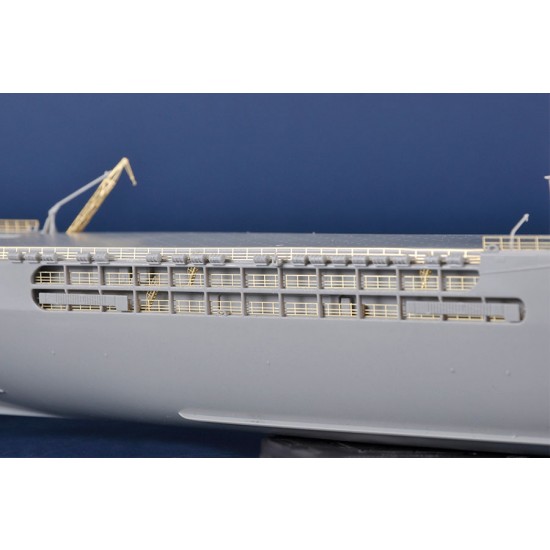 1/350 French Navy Jeanne dArc 2008 Helicopter Cruiser 1/350 French Navy Jeanne dArc 2008 Helicopter Cruiser