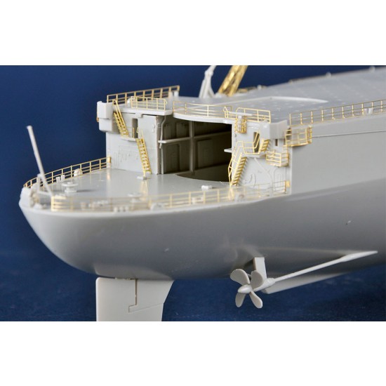 1/350 French Navy Jeanne dArc 2008 Helicopter Cruiser 1/350 French Navy Jeanne dArc 2008 Helicopter Cruiser