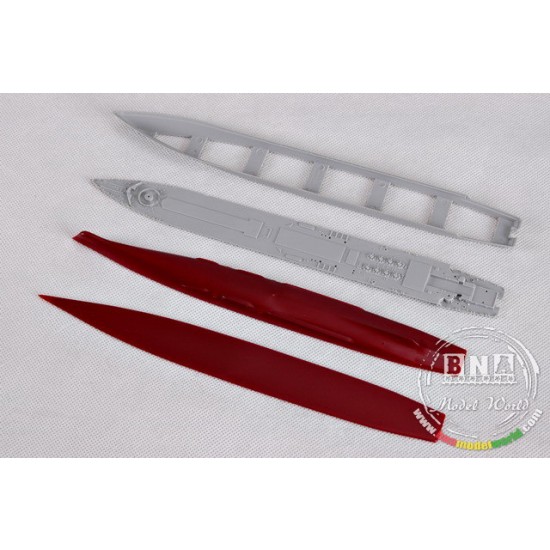 1/700 Russian Navy Slava Class Cruiser Varyag 1/700 Russian Navy Slava Class Cruiser Varyag