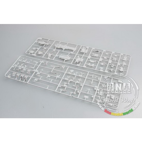 1/700 German Cruiser Prinz Eugen 1945 1/700 German Cruiser Prinz Eugen 1945