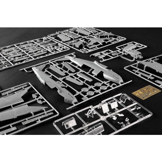1/48 Fairey Fulmar MK.II Carrier-based Fighter 1/48 Fairey Fulmar MK.II Carrier-based Fighter