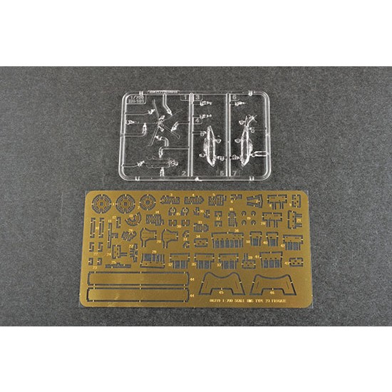 1/700 HMS TYPE 23 Frigate Monmouth(F235) 1/700 HMS TYPE 23 Frigate Monmouth(F235)