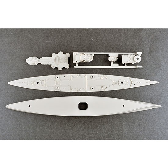 1/700 German Scharnhorst Battleship 1/700 German Scharnhorst Battleship